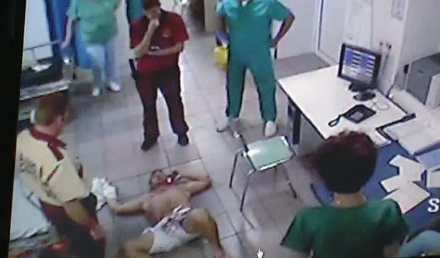 Scandal la Spitalul de Urgenţă din Galaţi: Un pacient a avariat o ambulanţă
