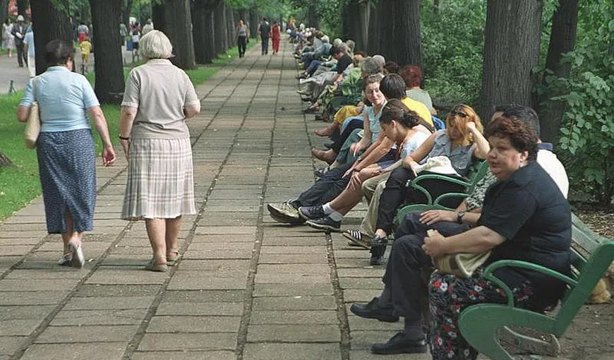 INS: Populaţia României a scăzut cu aproape 4.000 de persoane în iunie