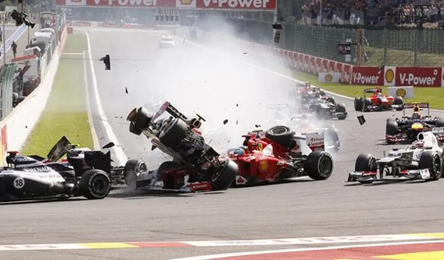 Jenson Button a câştigat „cursa haosului”, de la Spa