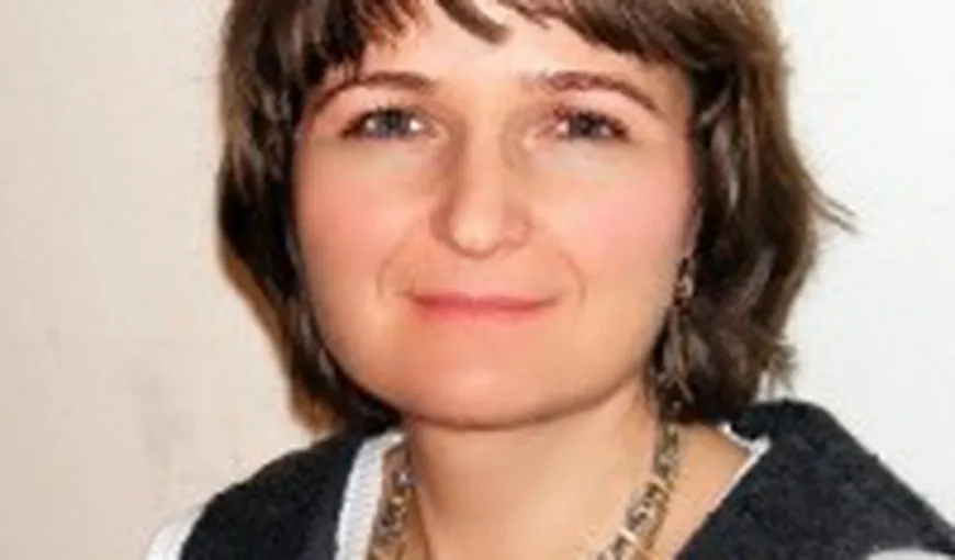 Apel umanitar al Universităţii din Bucureşti: conf. Adela Rogojinaru, diagnosticată cu o boală gravă