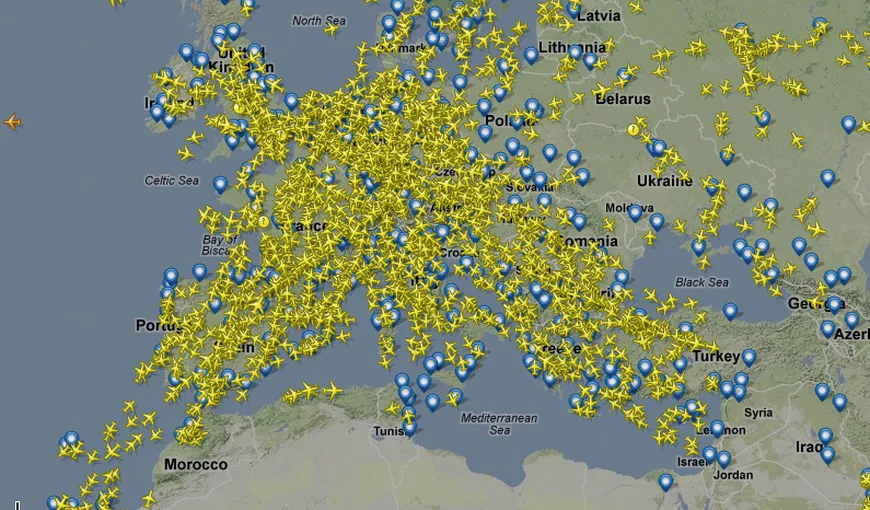 Trafic aerian intens: Harta care îţi arată toate avioanele din aer, în timp real