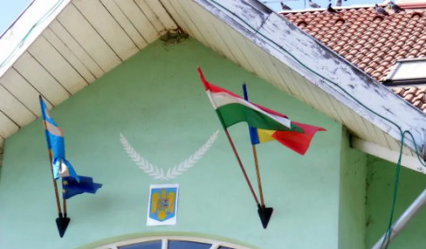 PCM Covasna: Dacă secuii ar fi respectaţi în România, drapelul lor ar fi arborat şi în Parlament