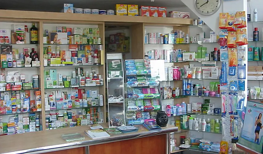 Farmacie reclamată de proprii angajaţi: Au vândut medicamente EXPIRATE, unele chiar şi de câţiva ani