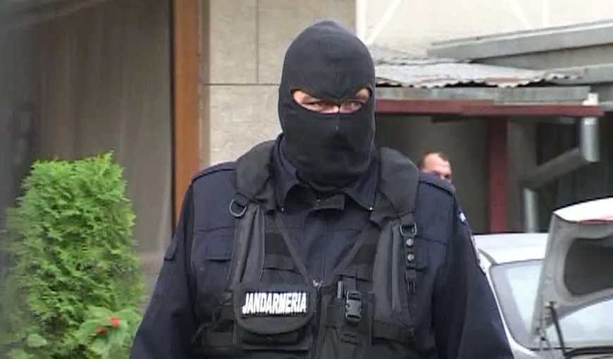 Mehedinţi: Cinci persoane, reţinute în dosarul de evaziune fiscală de 12 milioane de euro