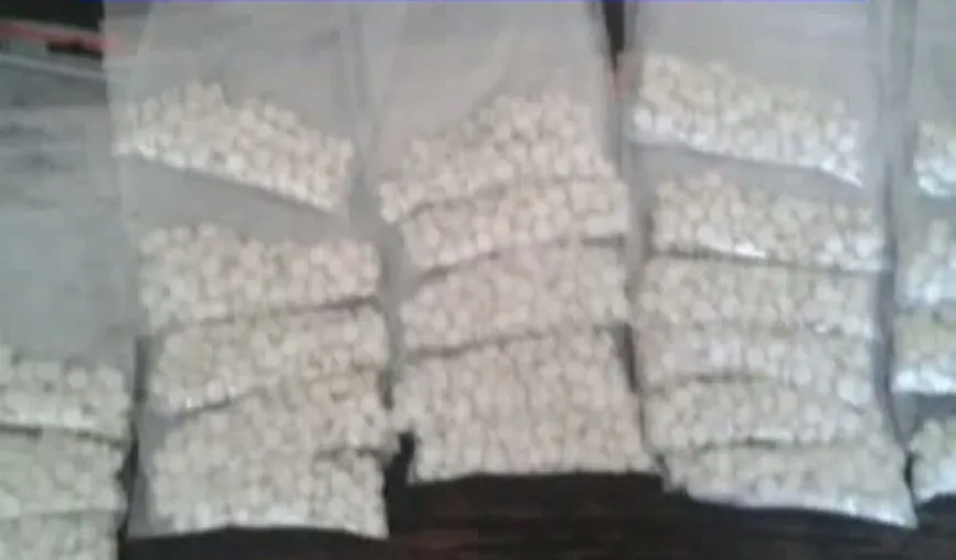 Droguri şi tâlhării de o jumătate de milion de euro, la Bacău. Patru persoane au fost arestate VIDEO