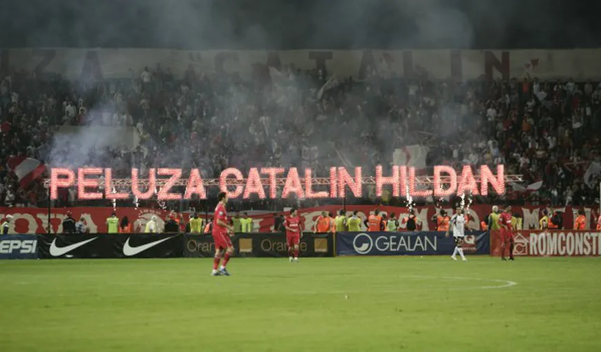 Dinamo: Banderolă cu chipul lui Cătălin Hîldan, de la meciul cu Pandurii