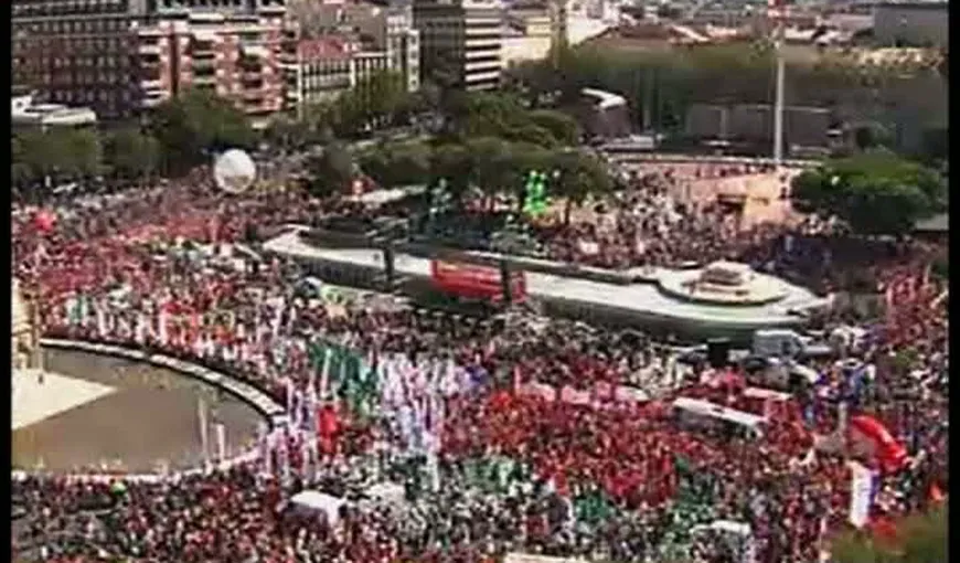 Proteste de amploare la Madrid. Oamenii vor organizarea unui referendum