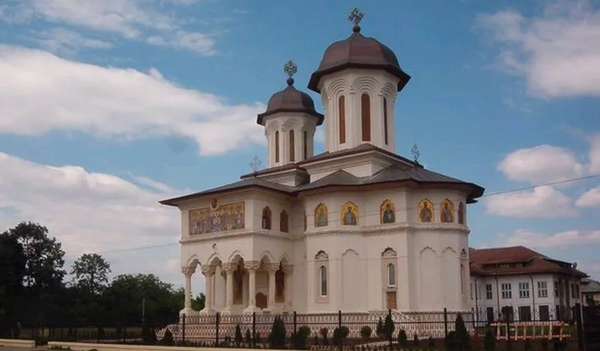 ANAT acuză Biserica Ortodoxă că încurajează pelerinajele ilegale