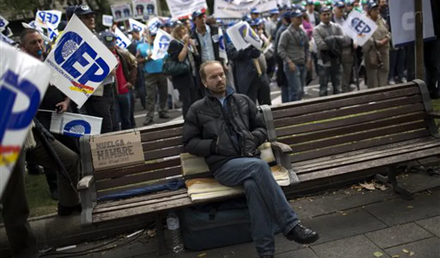 Protest radical în Spania: Românul care a stat 40 de zile pe o bancă, în greva foamei