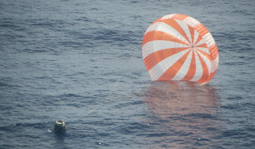 Capsula Dragon s-a desprins de ISS şi a fost recuperată din Oceanul Pacific