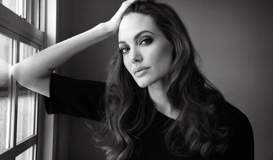 Angelina Jolie trebuie să se îngraşe. Vezi motivul