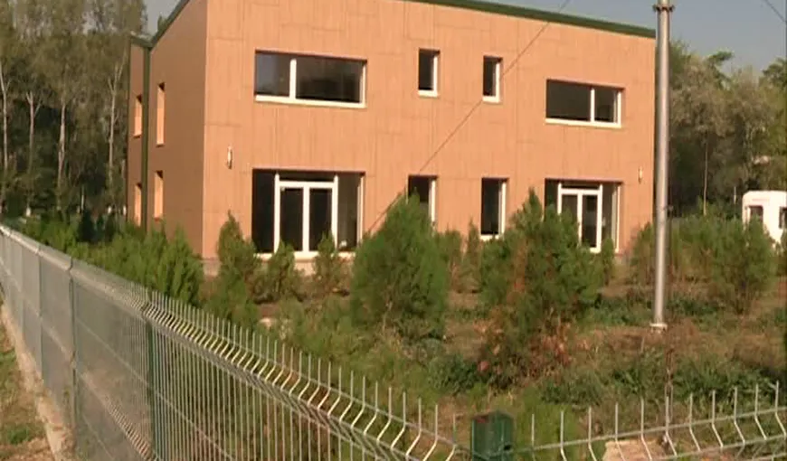 Casa inteligentă, construită de studenţii români, consumă de zece ori mai puţin ca una normală VIDEO