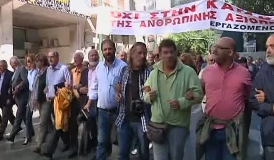O zi fără jurnalişti: Presa din Grecia s-a mutat în stradă şi face grevă de 24 de ore