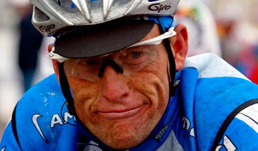 Lance Armstrong practica un „sistem complex de dopaj”. Ciclistul şi-a congelat sângele