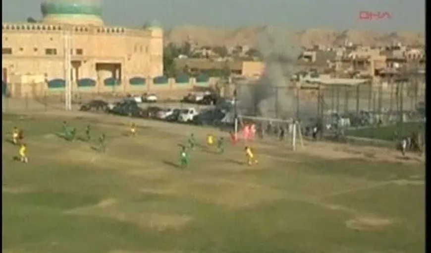 Un stadion din Irak, pe care se desfăşura un meci de fotbal, lovit de o rachetă VIDEO