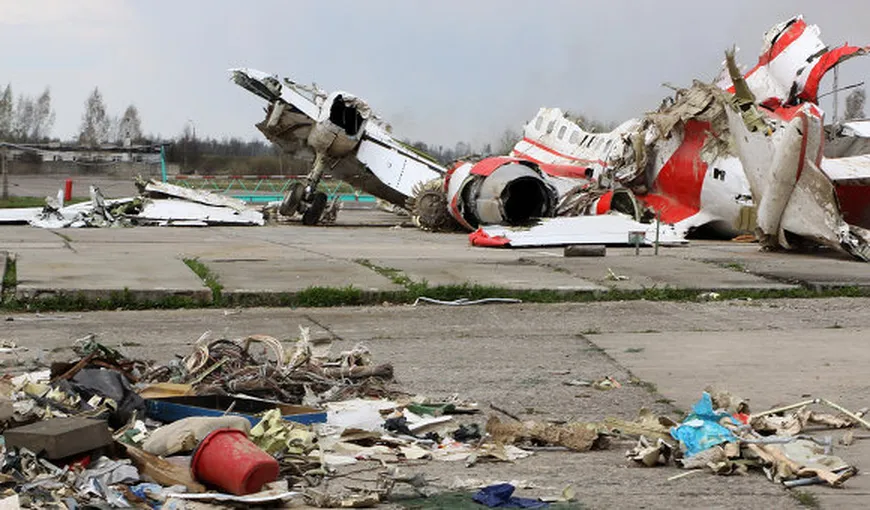 Urme de explozibil găsite în epava avionului prezidenţial prăbuşit la Smolensk