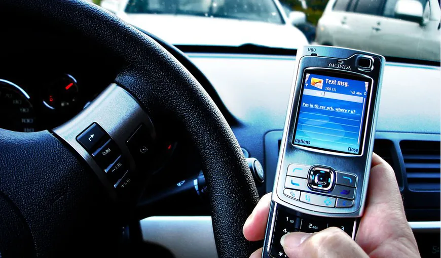 Cifre alarmante: Cât de PERICULOS este să vorbeşti la telefonul mobil când eşti la volan