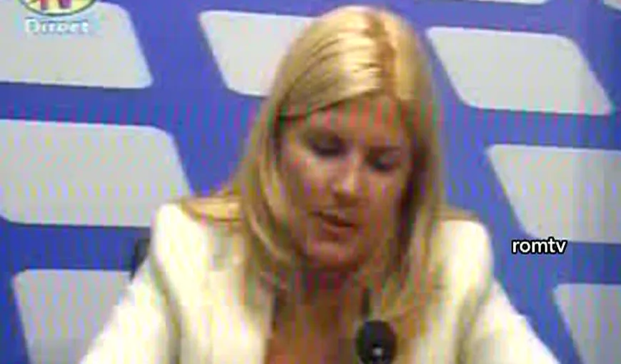 Elena Udrea, în campanie. PDL-ista recită poezii „sensibile” la televizor VIDEO