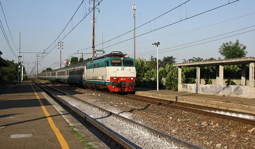 O româncă a murit după ce a fost lovită de tren în nordul Italiei
