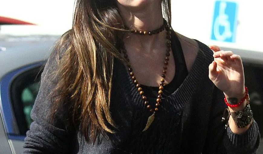 Megan Fox arată incredibil, la doar două luni după ce a născut FOTO
