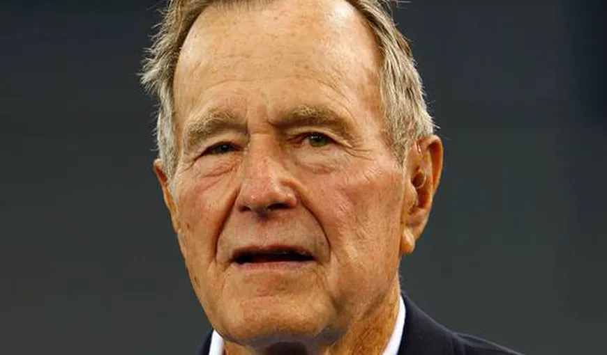 Bush-tatăl a fost internat în spital din cauza unei bronşite