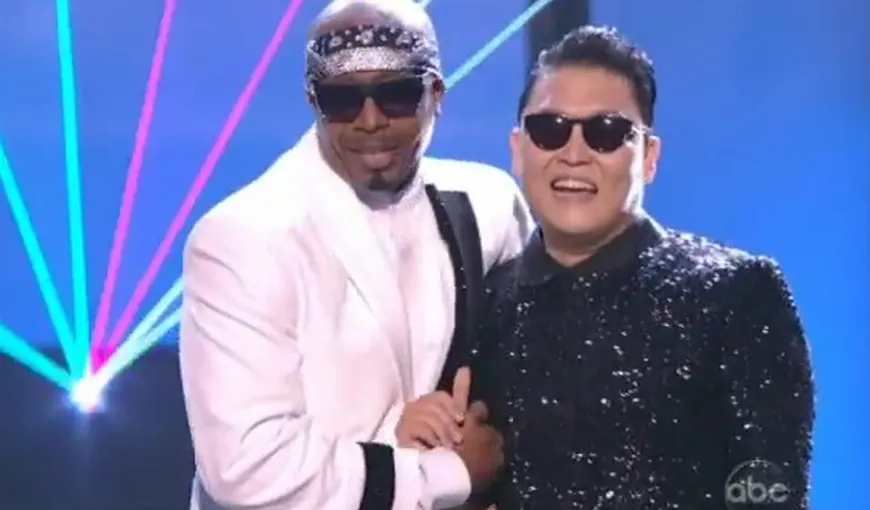 American Music Awards 2012: MC Hammer, cuprins de „febra” Gangnam Style VIDEO