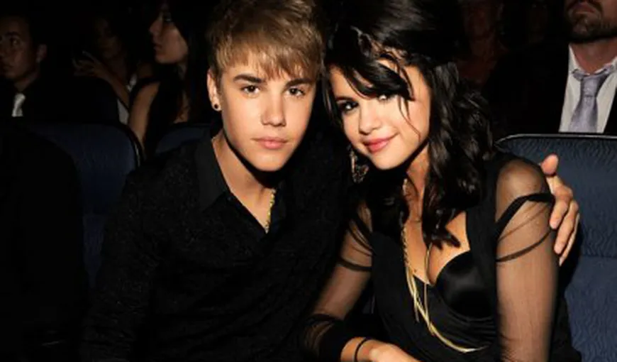 Spiritul Crăciuniului i-a readus împreună: Justin Bieber şi Selena Gomez s-au împăcat