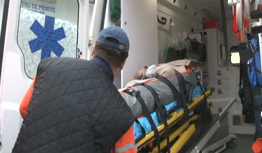 Bărbat căzut de pe o schelă, de la zece metri înălţime, în Sinaia