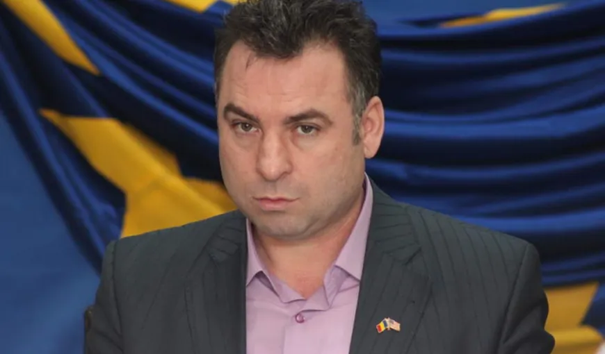 Primarul din Năvodari, REŢINUT de procurorii anticorupţie pentru că a mituit un poliţist