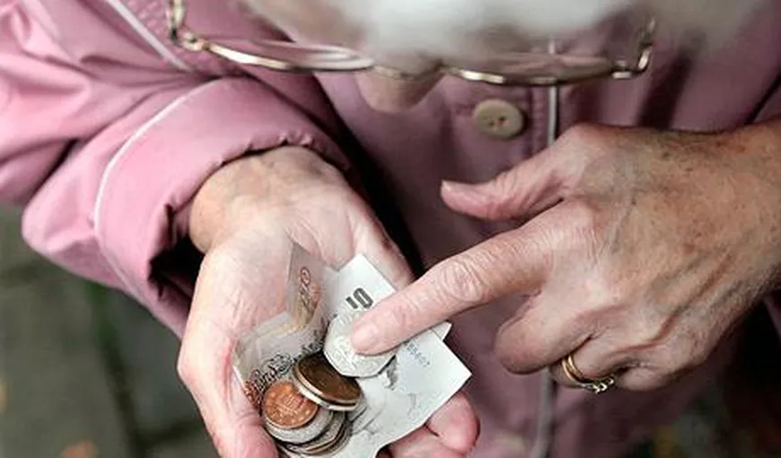 Mii de pensionari suferă din cauza calculelor greşite făcute de funcţionarii de la Casa de Pensii