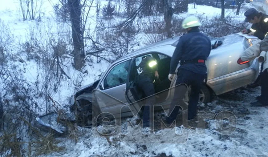 Patru răniţi grav într-un accident în Maramureş