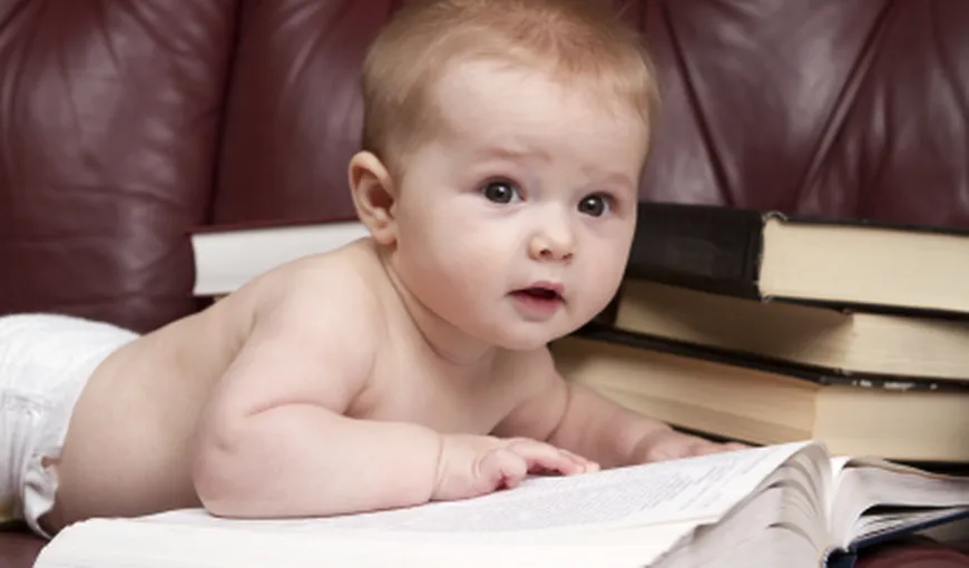 Ultima fiţă a părinţilor: Lecţii de citire pentru bebeluşi. Află cum funcţionează
