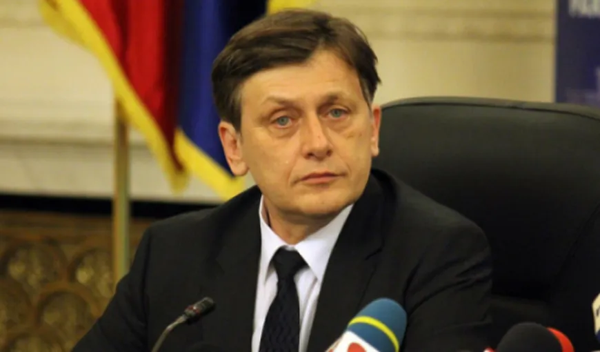 Crin Antonescu: Am avut o întâlnire informală cu Traian Băsescu VIDEO
