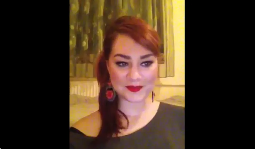 Fely Donose de la „Vocea României” cânta „Santa Baby” VIDEO