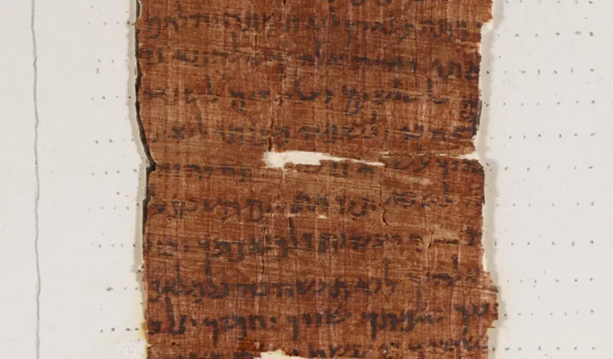 O copie veche de 2.000 de ani a celor „Zece porunci”, disponibilă online