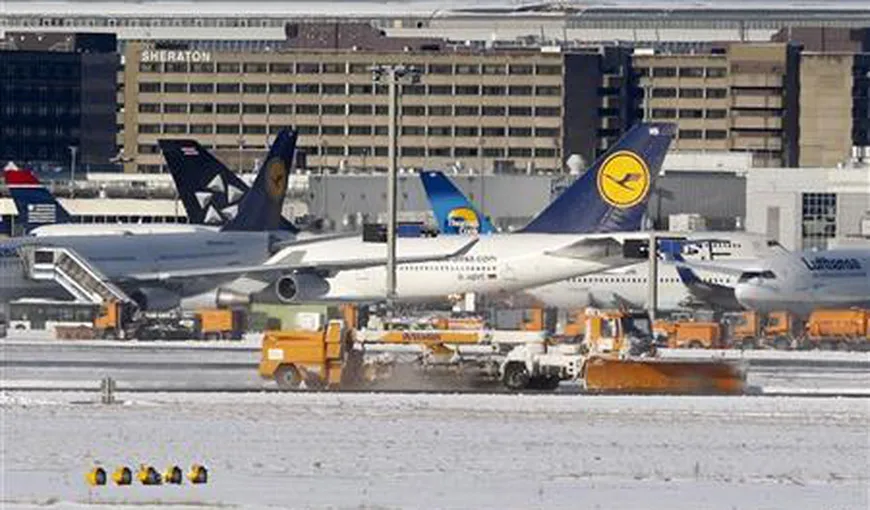 Ninsoarea a determinat anularea a peste 150 de zboruri pe aeroportul din Frankfurt