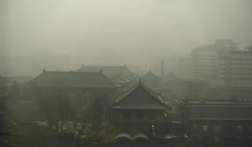 Poluarea afectează grav oraşele din China: Ţara va mai lupta încă 20 de ani contra smogului