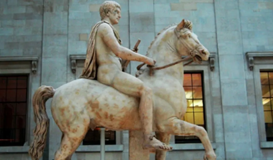 Ciudăţeniile dictatorilor: Împăratul roman Caligula şi-a făcut calul senator