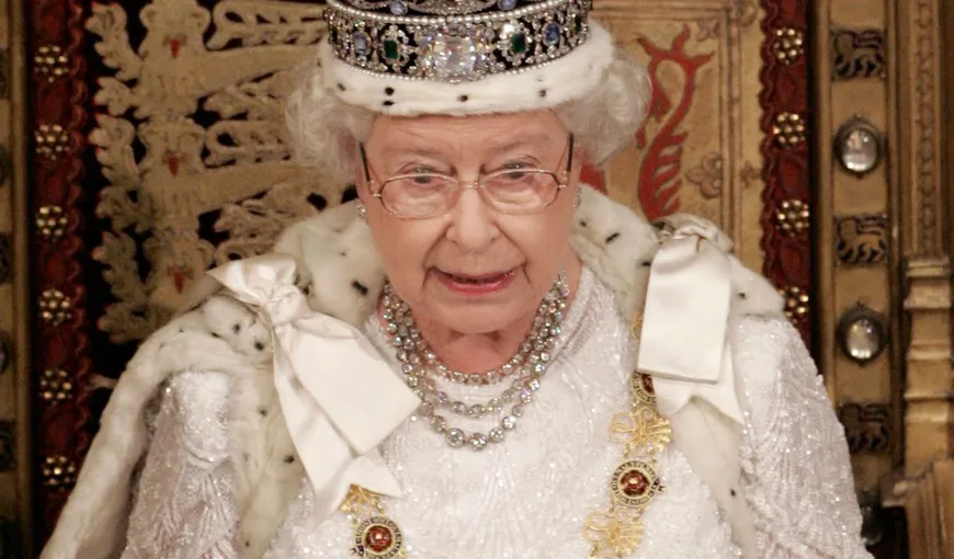 Regina schimbă regulile: Dacă Kate va naşte o fată, aceasta va fi Prinţesă