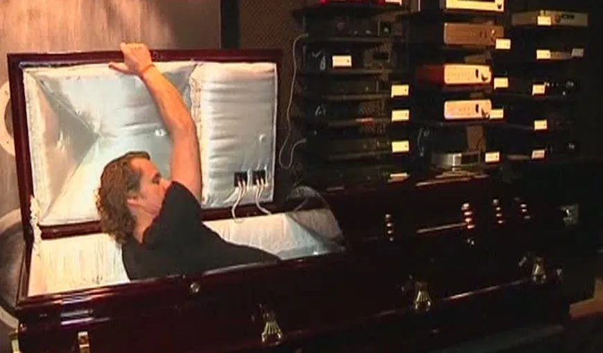 Ultima fiţă în materie de înmormântări: sicriul muzical VIDEO