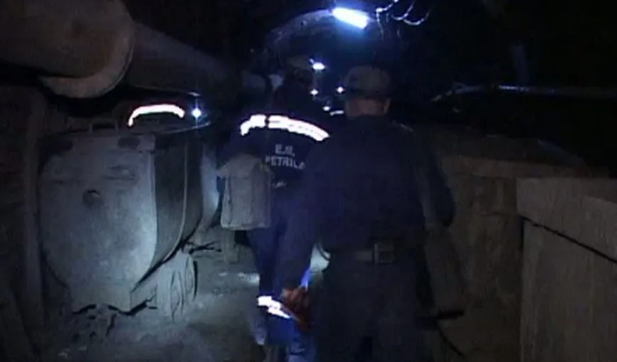 PROTEST SPONTAN. Minerii dintr-un schimb de la Mina Lupeni refuză să iasă din subteran