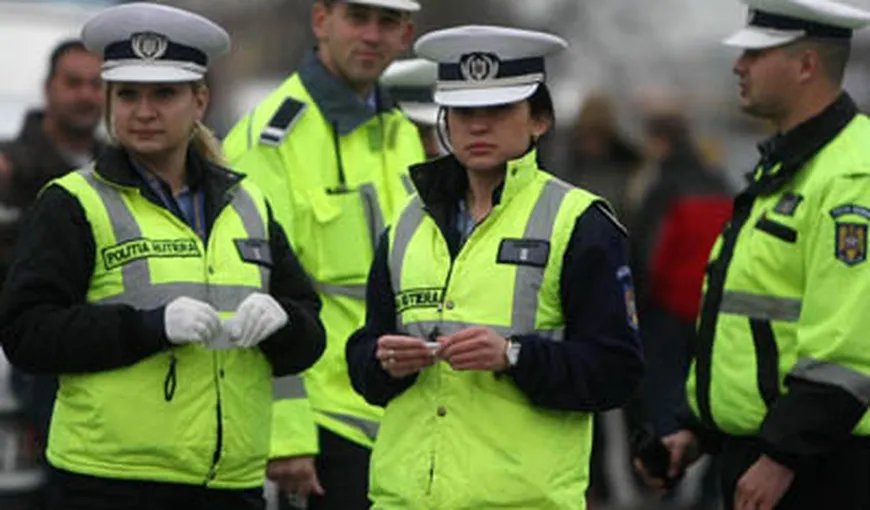 La ce întrebări trebuie să răspundă poliţistele după scandalul de la Balş