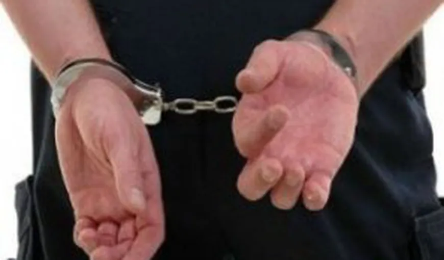 Bărbatul din Braşov reţinut pentru agresiuni sexuale asupra unor copii a fost arestat