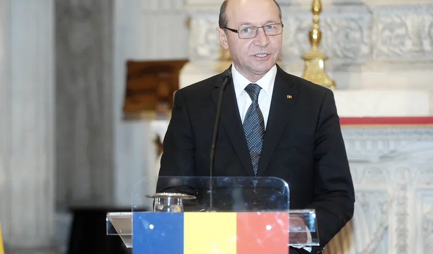 Băsescu, acuzat că „recidivează”: Introduce DISCORDIE în discuţiile privind revizuirea Constituţiei