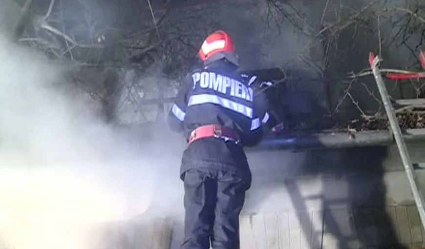 Incendiu în Cotroceni: O casă a luat foc din cauza unui scurtcircuit VIDEO