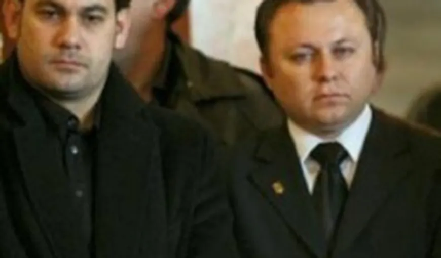 Cine ia casa, cine dă diferenţa: Averea lui Dolănescu disputată de fiii lui, tranşată în justiţie