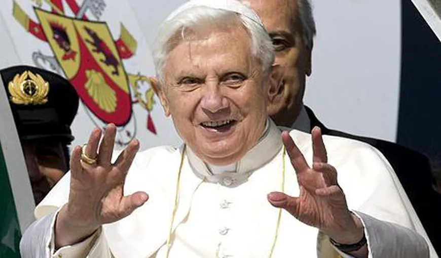 Papa Benedict al XVI-lea, prima apariţie publică după anunţul retragerii de sale