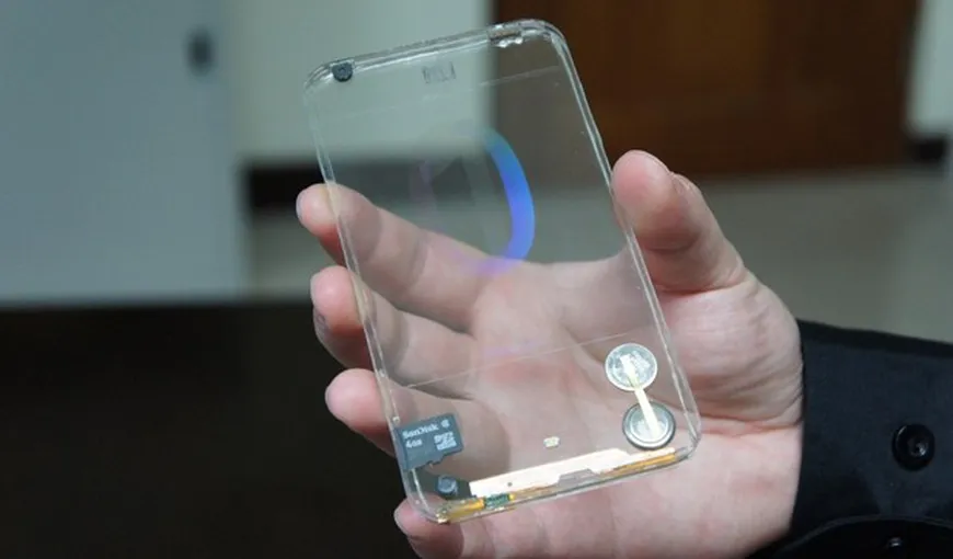 O companie taiwaneză pregăteşte un smartphone complet transparent