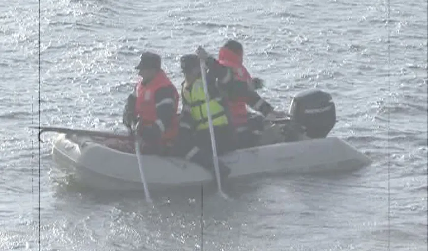 Un pescar s-a înecat în Siret după ce barca în care se afla s-a răsturnat VIDEO