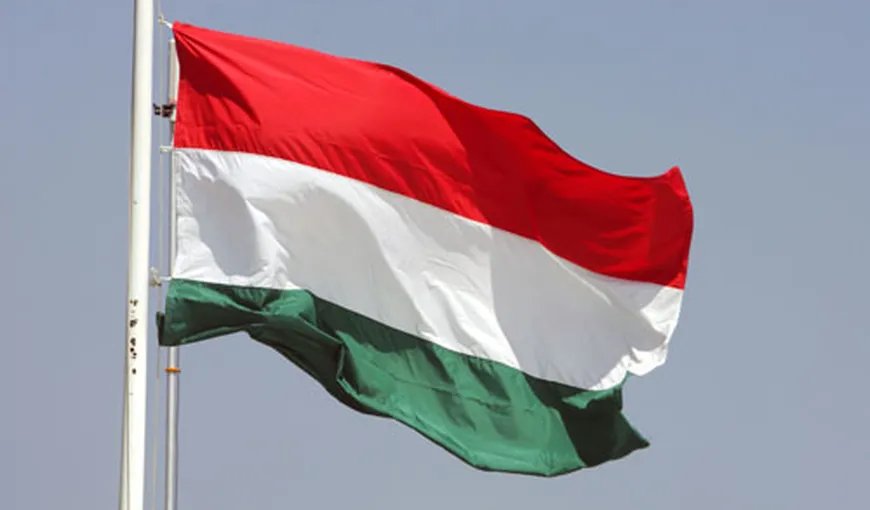 „Războiul steagurilor”: Ungaria susţine dreptul comunităţii maghiare de a folosi simbolul secuiesc